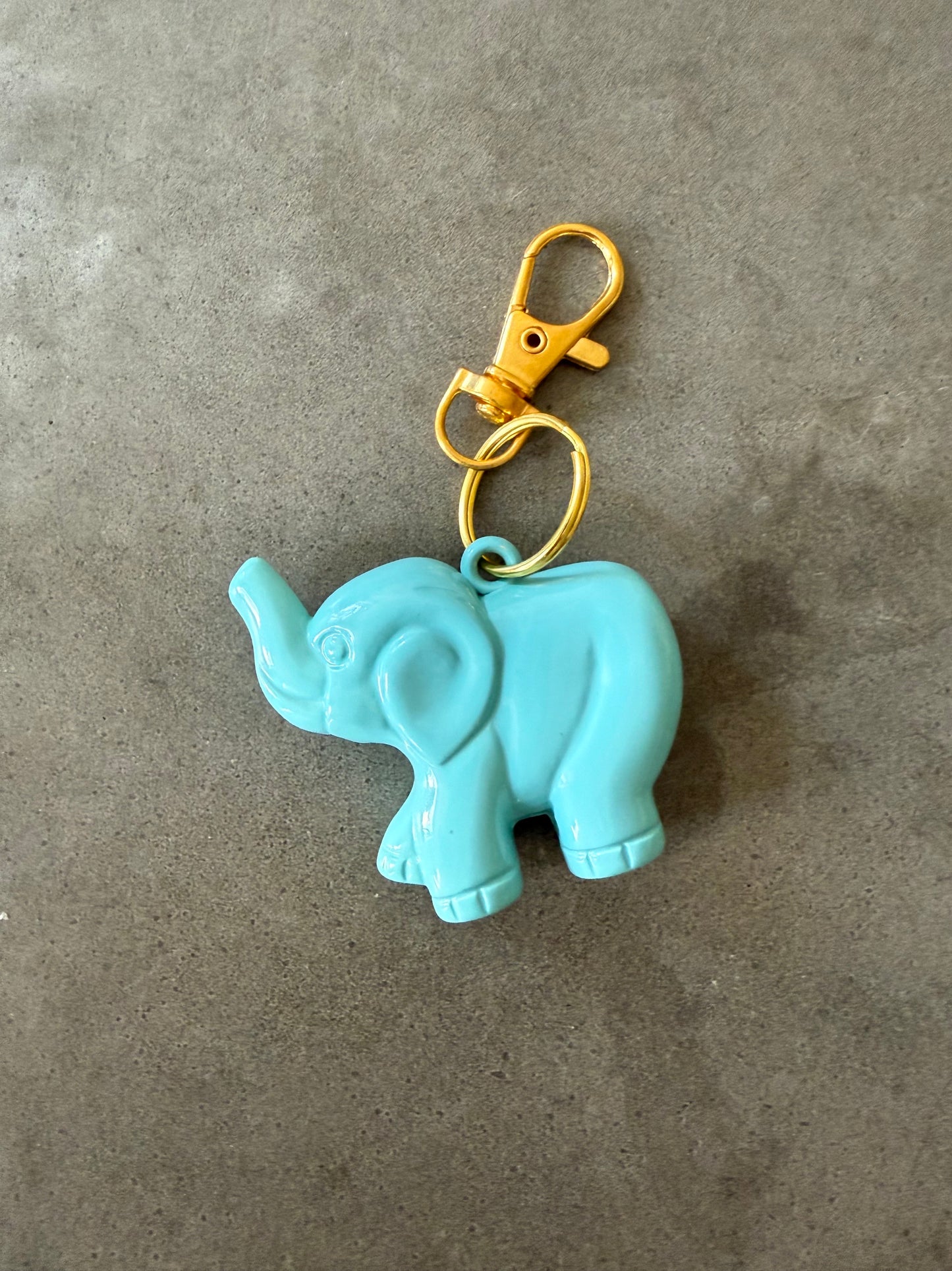 Love Charm ( Bluebell Blue Elephant)