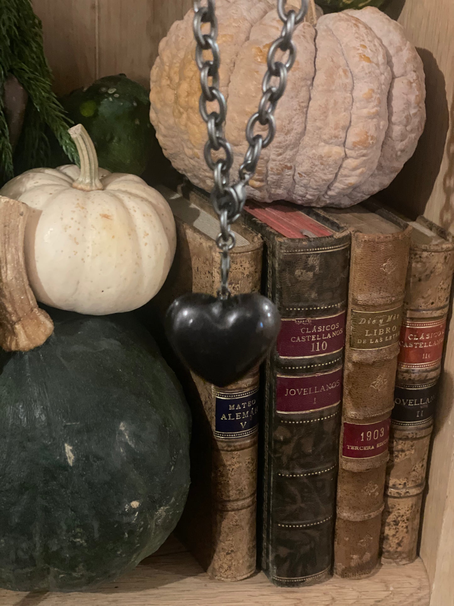 Elephant & Heart Necklace (Caviar Black)